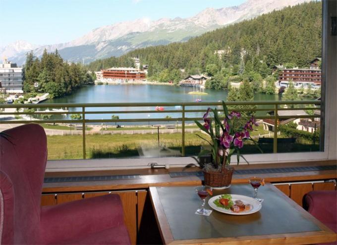 Grand Hotel Du Parc Crans-Montana Exteriör bild