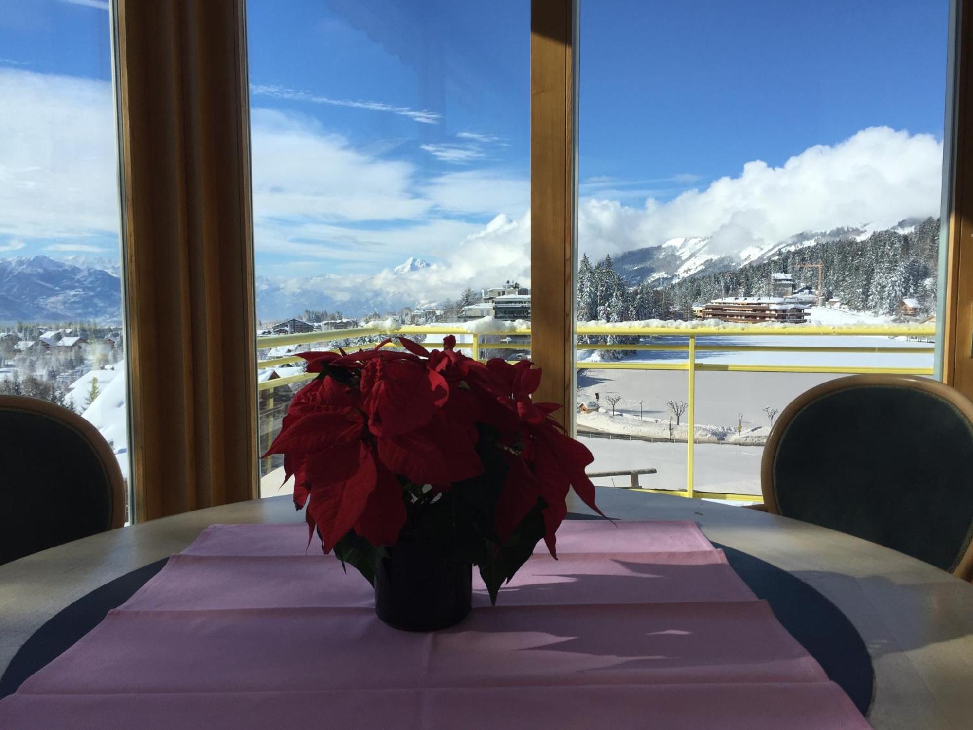 Grand Hotel Du Parc Crans-Montana Exteriör bild